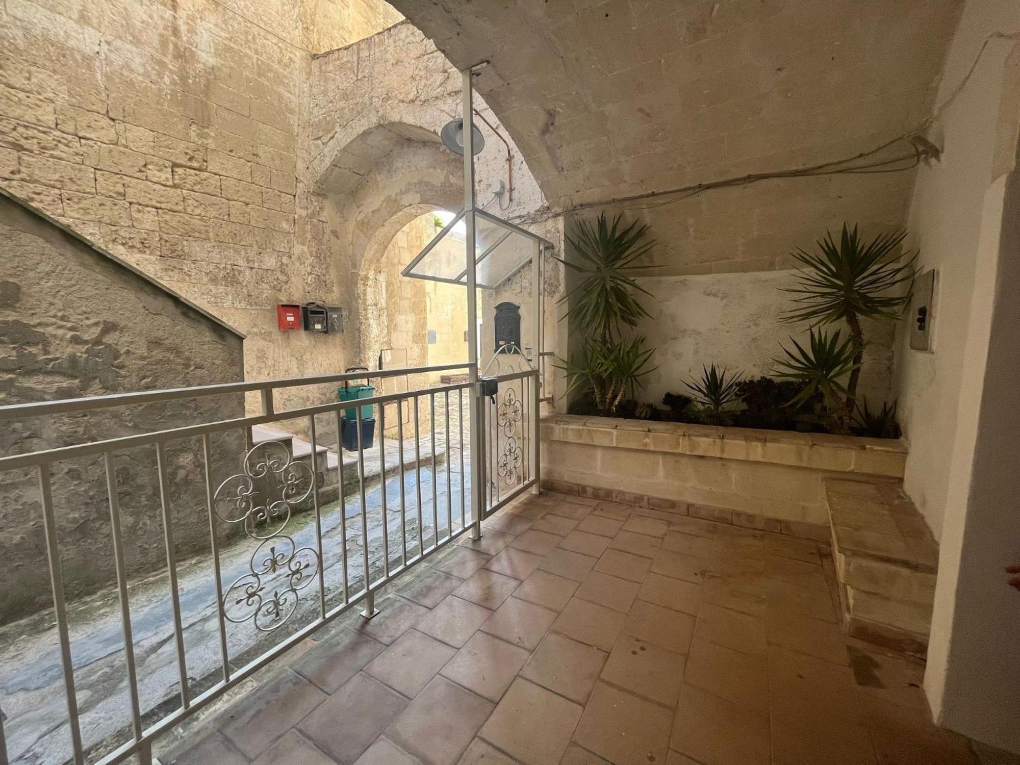Отель Al Duomo, Dimora Storica Матера Экстерьер фото